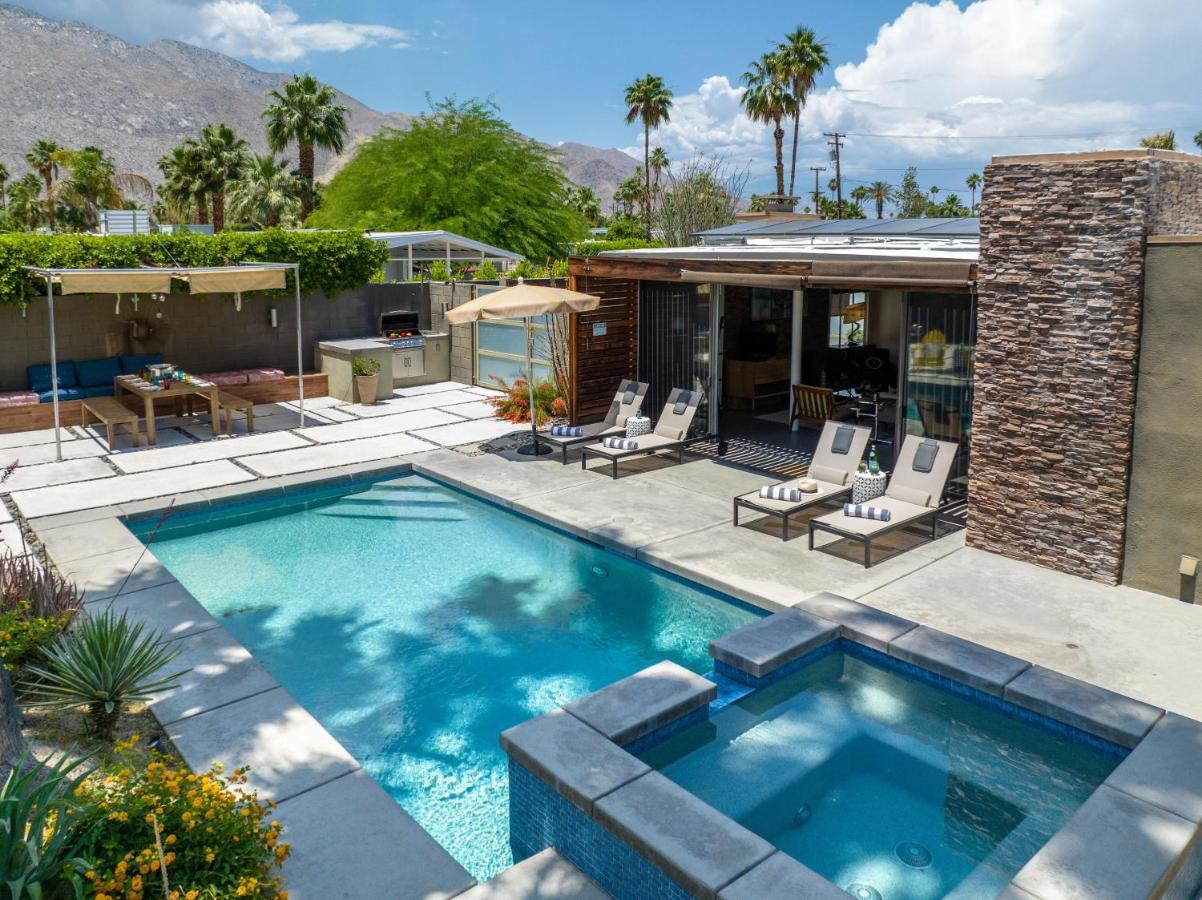 Lucy I'M Home Palm Springs Exterior photo